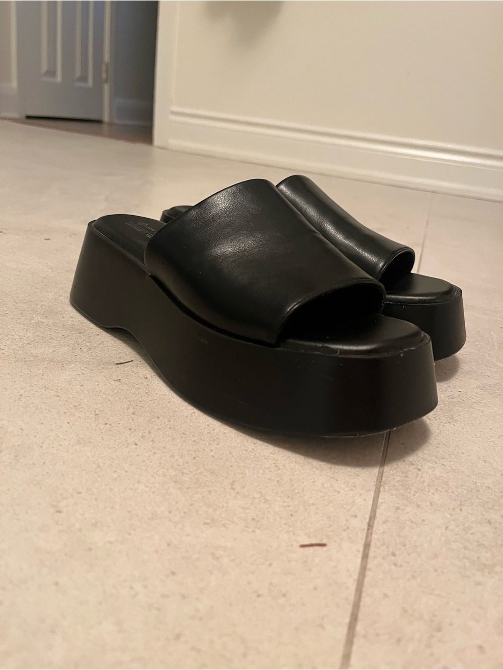 Women’s Y2K Black Platform Slide Sandals